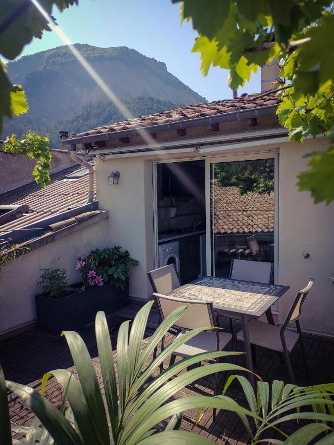 Maison De Village Avec Terrasse Luc-en-Diois Dış mekan fotoğraf